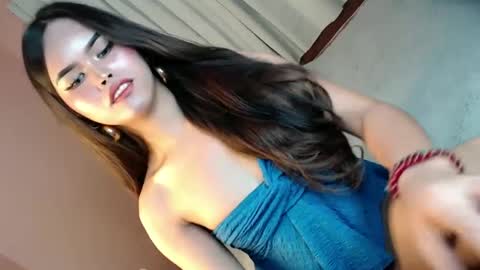 Snapshot of alove_too_last chatting on January 13, 1:49 pm LEXY online show from January 13, 1:49 pm