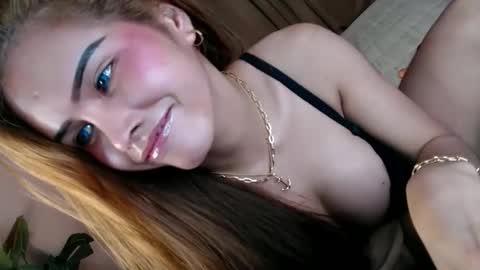 Snapshot of alove_too_last chatting on November 21, 2:16 pm LEXY online show from November 21, 2:16 pm