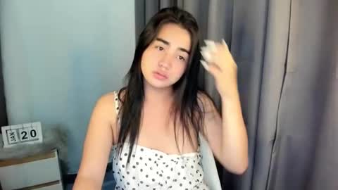 alovelydollnica online show from January 20, 11:56 am