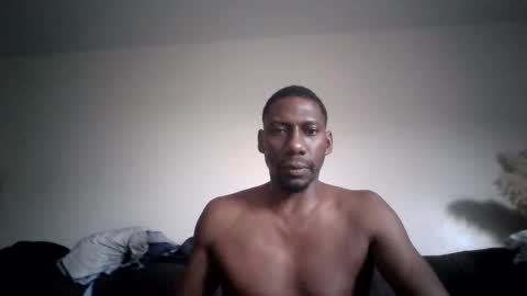 Snapshot of aloysiuz chatting on May 24, 11:15 am Aloysius online show from May 24, 11:15 am