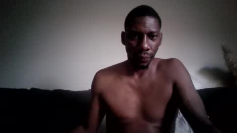 Snapshot of aloysiuz chatting on May 30, 11:07 am Aloysius online show from May 30, 11:07 am