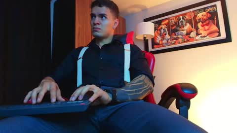 alpha_dominus_ online show from March 2, 4:14 am