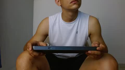 Snapshot of alpha_pprs chatting on January 21, 1:50 am Alpha pprs online show from January 21, 1:50 am