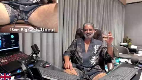 alpha_uk_boss online show from April 17, 11:19 pm