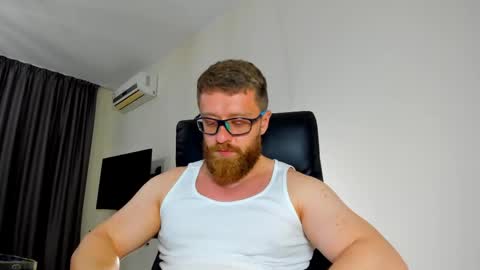 Alphaalexxx Lets reach Me 100 thumbs up online show from May 15, 5:31 pm