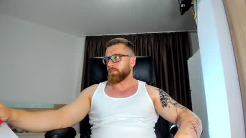 Alphaalexxx Lets reach Me 100 thumbs up online show from June 15, 5:04 pm