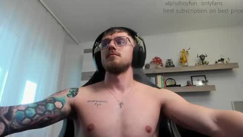 Andi online show from April 18, 1:26 pm