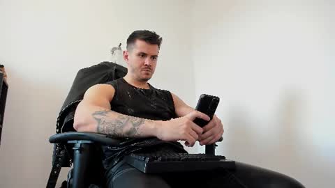 Snapshot of alphagodleatherking92 chatting on August 7, 4:31 pm LeatherMaster online show from August 7, 4:31 pm