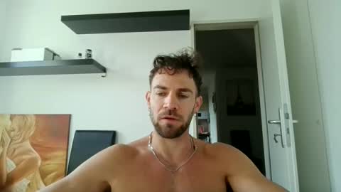 alphah_hunk online show from September 13, 8:25 am