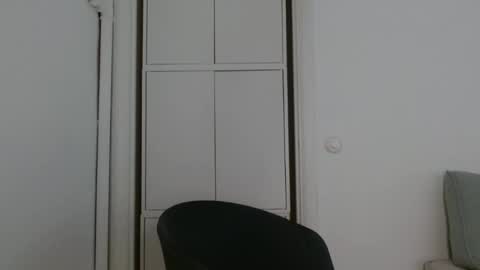 alphahung23 online show from November 20, 8:03 am