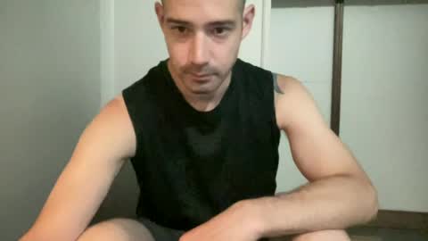 Snapshot of alphajosh chatting on June 21, 6:27 am alphajosh online show from June 21, 6:27 am