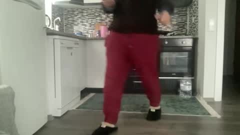 Snapshot of alphandre chatting on January 22, 8:40 am AlphAndre online show from January 22, 8:40 am