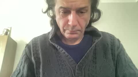 Snapshot of alphandre chatting on February 2, 6:26 am AlphAndre online show from February 2, 6:26 am