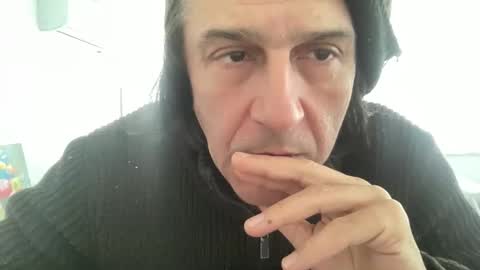 Snapshot of alphandre chatting on February 27, 9:22 am AlphAndre online show from February 27, 9:22 am