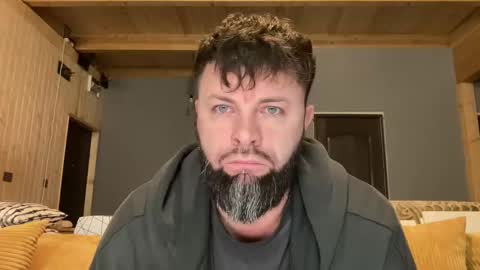 Jhonny online show from December 5, 4:10 am