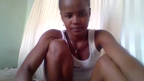 Snapshot of alphosettah chatting on December 7, 1:29 pm alphosettah online show from December 7, 1:29 pm