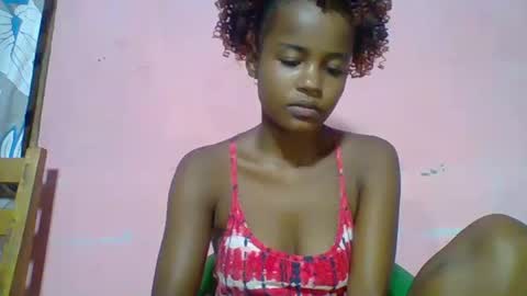 Snapshot of alphosettah chatting on March 3, 4:25 am alphosettah online show from March 3, 4:25 am