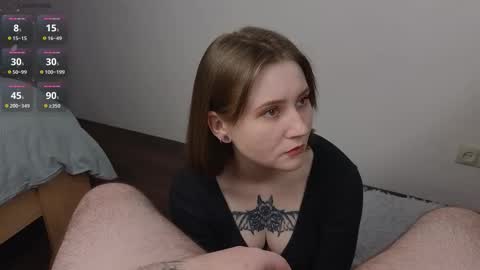 Snapshot of alpugh chatting on November 28, 7:38 pm Woland Alice Pugh online show from November 28, 7:38 pm