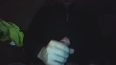 Snapshot of alrichough4 chatting on December 31, 2:03 pm Alric online show from December 31, 2:03 pm