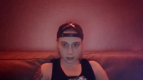 Snapshot of altboy010 chatting on December 28, 7:00 am altboy010 online show from December 28, 7:00 am