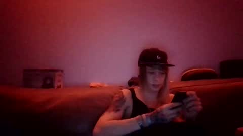 Snapshot of altboy010 chatting on November 15, 2:09 am altboy010 online show from November 15, 2:09 am