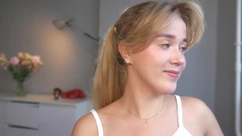 Amelia NEXT STREAM  online show from May 15, 2:24 pm