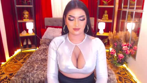 Alura Jhenson online show from January 18, 1:41 am