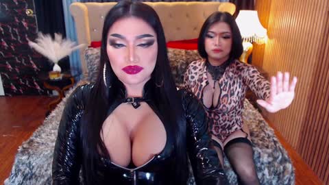 Alura Jhenson online show from February 4, 2:39 am