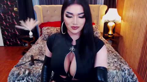 Alura Jhenson online show from February 9, 9:47 am