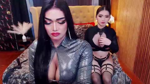 Alura Jhenson online show from March 7, 6:11 pm