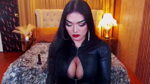 Alura Jhenson online show from September 9, 7:13 pm