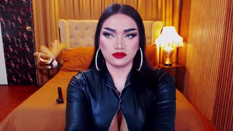 Alura Jhenson online show from September 22, 1:40 am