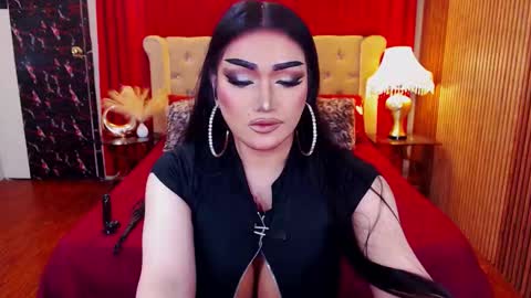 Alura Jhenson online show from October 29, 6:53 pm