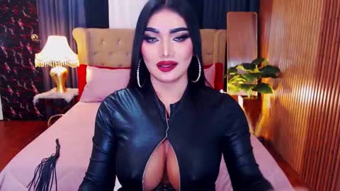 Alura Jhenson online show from February 13, 1:23 am