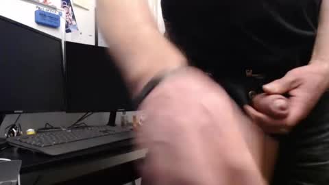 alwaysupforit12 online show from December 4, 6:17 pm