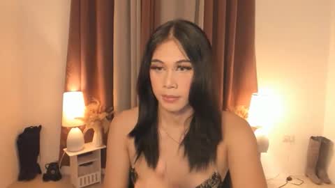 alwina_williams online show from April 19, 11:09 am