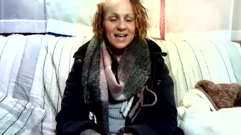 Snapshot of alxandratanyasegriff chatting on December 7, 5:48 am Billion3 online show from December 7, 5:48 am