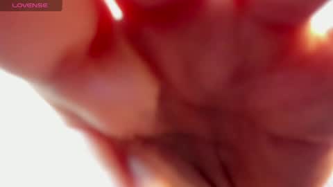 Aly online show from April 19, 11:53 am