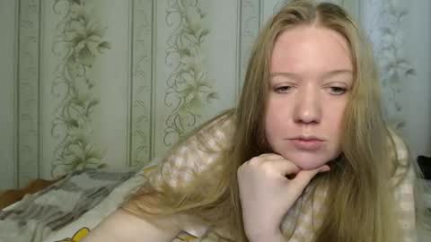 alya764770 online show from April 23, 5:52 am
