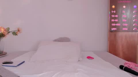 Aly Instg oficial alyjones  Lush and Domi love toys are on online show from February 19, 6:04 pm