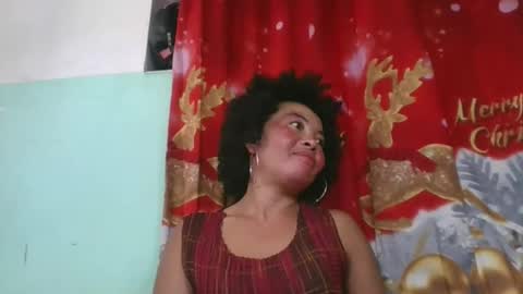 alypierette online show from December 1, 7:35 am