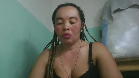 alypierette online show from March 30, 8:59 am