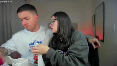 Snapshot of alyshianeithan chatting on January 22, 3:09 am look onlyfans in screen online show from January 22, 3:09 am