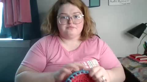 Snapshot of alyssa6960545 chatting on October 30, 2:51 pm Lily online show from October 30, 2:51 pm