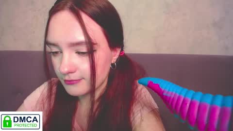 Alyssa online show from November 14, 9:19 am