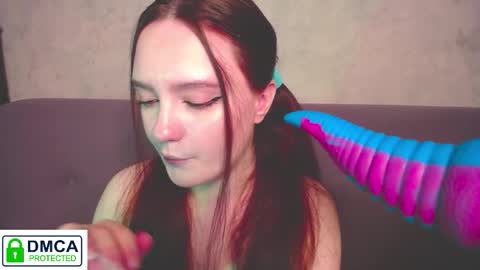 Alyssa online show from November 24, 2:33 am