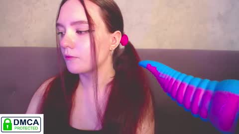 Alyssa online show from December 16, 7:35 am