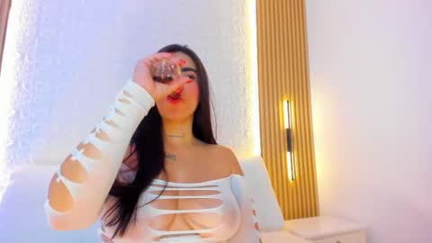 alyssa online show from March 19, 7:45 am