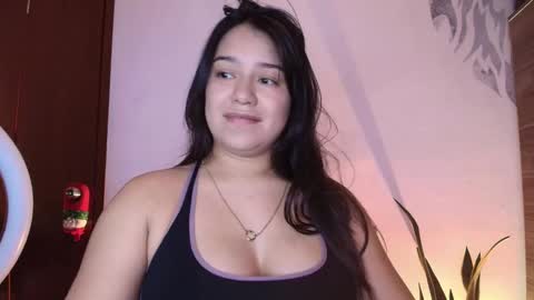 Snapshot of alyssia_wolds_1 chatting on January 12, 1:00 am alyssia wolds online show from January 12, 1:00 am