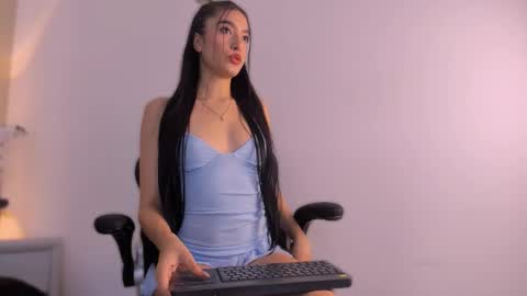 Alys online show from December 18, 11:38 am